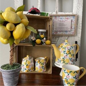Lemon Pattern Tea Set with Teapot, Mug, Sugar Bowl, and Creamer